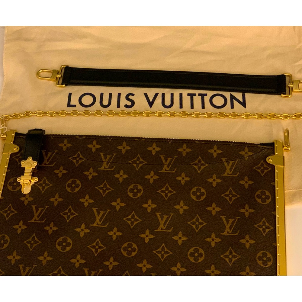 Brand new condition rare and collectible Louis Vuitton purse , limited edition
